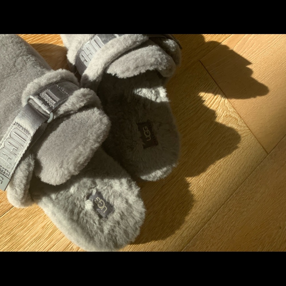 UGG home shoes loafer
